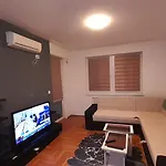 Luxury Neom Apartment, Stup, Sarajevo