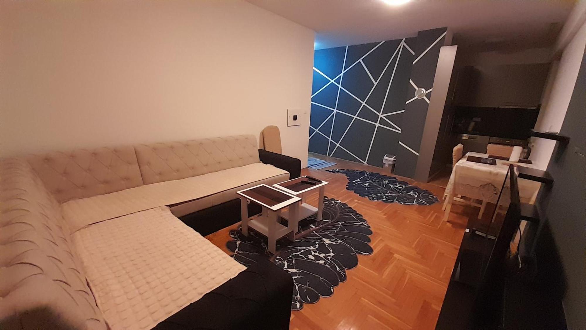 Apartment Luxury Neom Apartment, Stup,